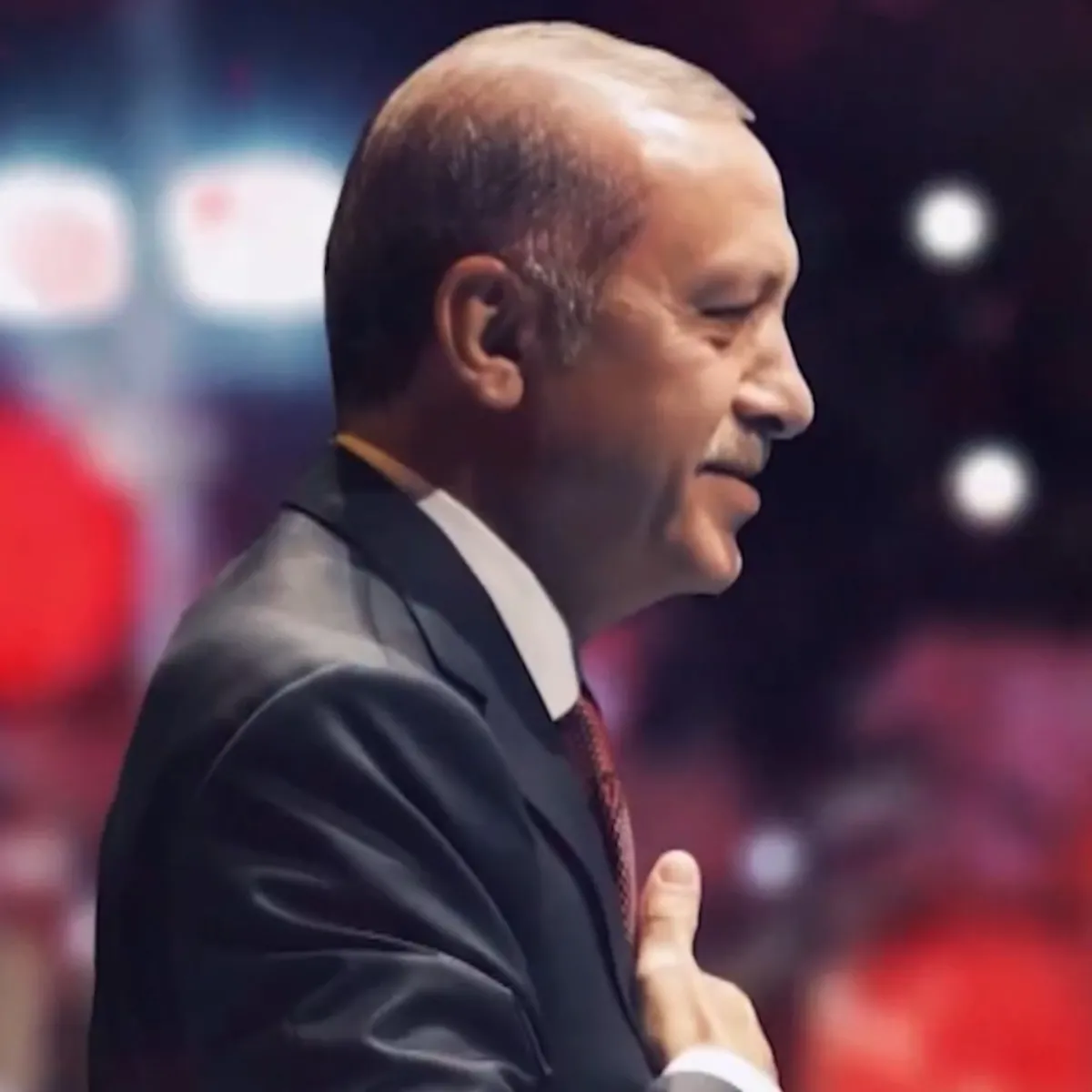 AK Parti'den Başkan Erdoğan'ın doğum gününde anlamlı paylaşım