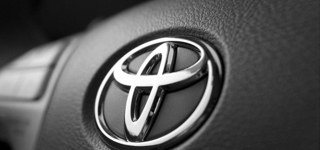 Toyota’dan 180 bin TL indirim geldi! 2023 Model Toyota Corolla, Yaris, C-HR, Camry, Rav 4, Land Cruiser Prado Ekim ayı güncel fiyat listesi…