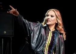 Demet Akalın’ın konserinde skandal anlar! Yaşananlara sert tepki