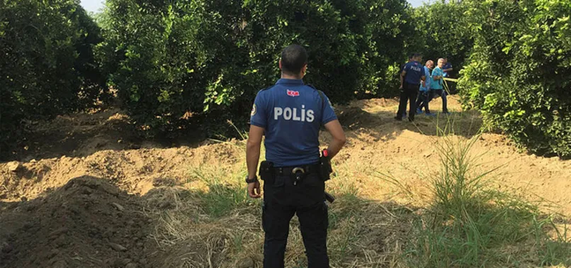 Adana'da portakal bahçesine gömülü ceset bulundu