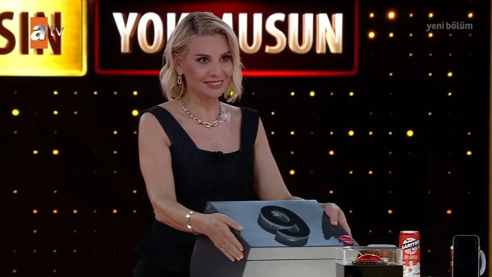 5-milyon-tl-icin-yaris-basliyor-var-misin-yok-musun-yeni-bolumuyle-atvde-1782855541192.jpg Var Mısın Yok Musun'da unutulmaz anlar! Bankanın teklifinin reddetti kutusundan çıkan rakam şoke etti - 4
