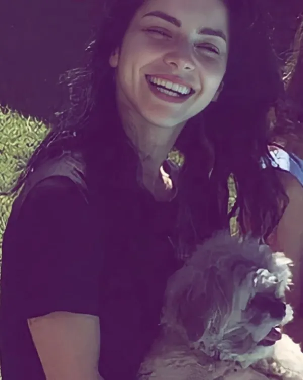 Merve Boluğur’dan bomba gibi estetik itirafı! ‘Gereksiz olduğunu düşünüyorum’