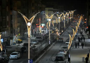 Hakkari'ye modern aydınlatma sistemi