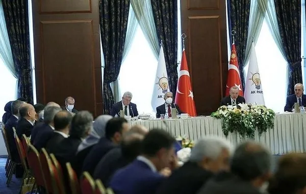 Son dakika: AK Parti’den İstişare Toplantısı hakkında önemli açıklama! Yeni anayasa mesajı