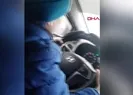 Rusyada küçük çocuğuna araba kullandıran anne