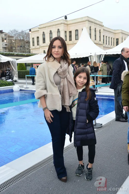 Nazlı Çelik kimdir, kaç yaşında, aslen nereli? Evli mi? Türkiye Tek Yürek sunucusu Nazlı Çelik mesleği ne? Hayatı ve kariyeri.. 4