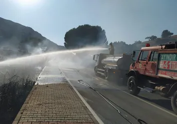 İzmir'de askeri alanda orman yangını!