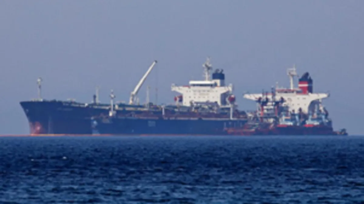 Rus ekonomisine batı kıskancı! ABD'nin ardından İngiltere'den de Rusya'ya yaptırım kararı