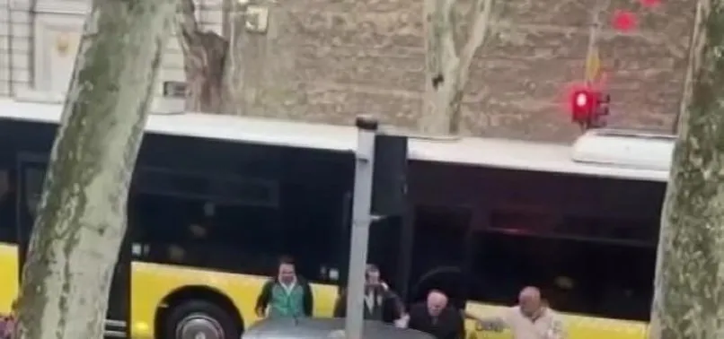 İmamoğlu vatandaşa zulüm oldu! İstanbullu ulaşımda çile çekiyor İmamoğlu vatandaşa zulüm oldu! İstanbullu ulaşımda çile çekiyor