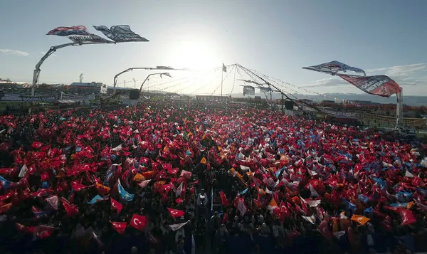 son-dakika-baskan-recep-tayyip-erdogandan-erzurum-mitinginde-flas-aciklamalar-14-mayista-zaferle-cikacagiz-1683303587643.jpg