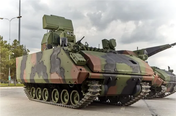 ASELSAN’ın ’KORKUT’u gece yarısı seriye bağladı! Türk savunması için muhteşem anlar... 🇹🇷