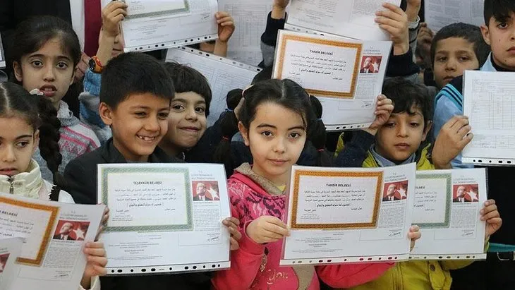 BUGÜN KARNELER SAAT KAÇTA VERİLECEK? 1 2 3 4 5 6 7 8 9 10 11 12'nci sınıflara karneler basıldı mı, dağıtım saatleri belli oldu mu?