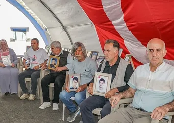 PKK silah bıraktı evlat nöbetindeki ailelerin umudu arttı