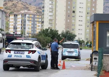 Cami tuvaletinde dehşet! 1 yaralı