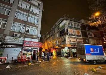 İSKİ’nin su borusu patladı! Mahallede panik yaşandı