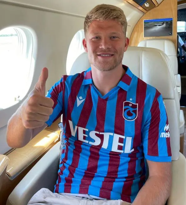 Son dakika | Trabzonspor aradığı golcüyü buldu! Andreas Cornelius Trabzon'a geldi - 3