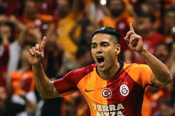 Radamel Falcao Galatasaray’dan ayrılıyor mu? Yıldız isimden flaş açıklama
