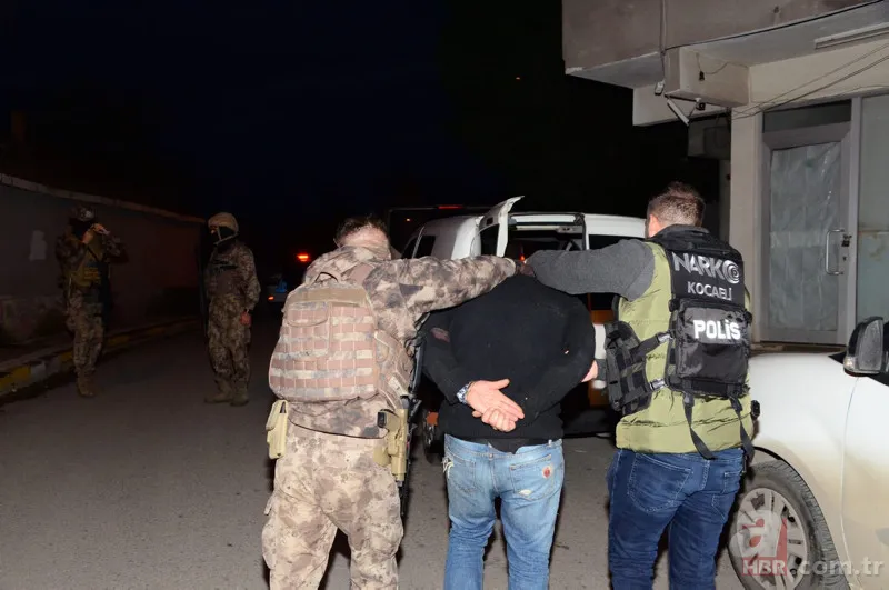 Operasyonu İçişleri Bakanı Süleyman Soylu yönetti! Bebek pusetinden uyuşturucu çıktı | Evlerinin çevresini de izliyorlarmış 10