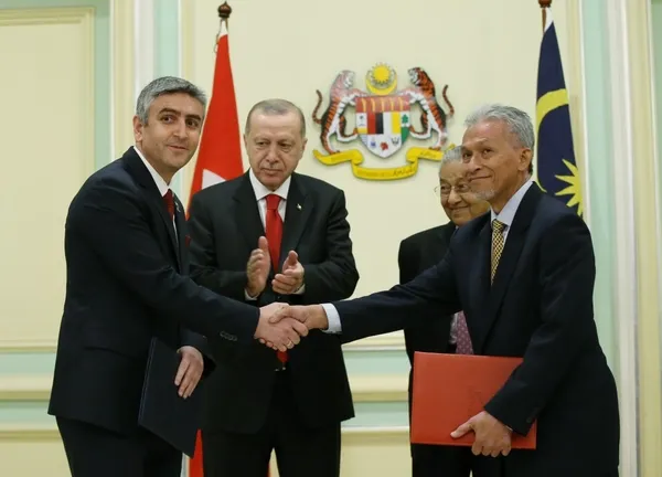 Başkan Erdoğan, Malezya'da! Türkiye ile Malezya arasında 15 kritik anlaşma - 10