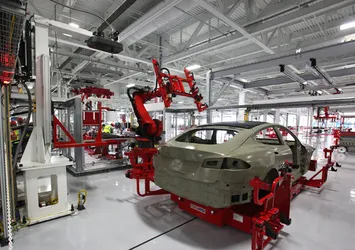 Tesla 9 milyar dolarlık anlaşma ile Çin’de fabrika kurmaya hazırlanıyor