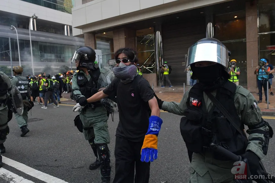 Hong Kong'dan dehşete düşüren kareler! Protestolar devam ediyor 6