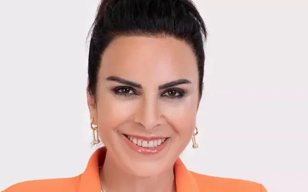 aldatmak-mualla-kimdir-nereli-hangi-dizilerde-oynadi-aldatmak-mualla-dicleli-kimi-canlandiriyor-1682604534071.jpg Aldatmak Mualla kimdir, nereli, hangi dizilerde oynadı? Aldatmak Mualla Dicleli kimi canlandırıyor? - 2