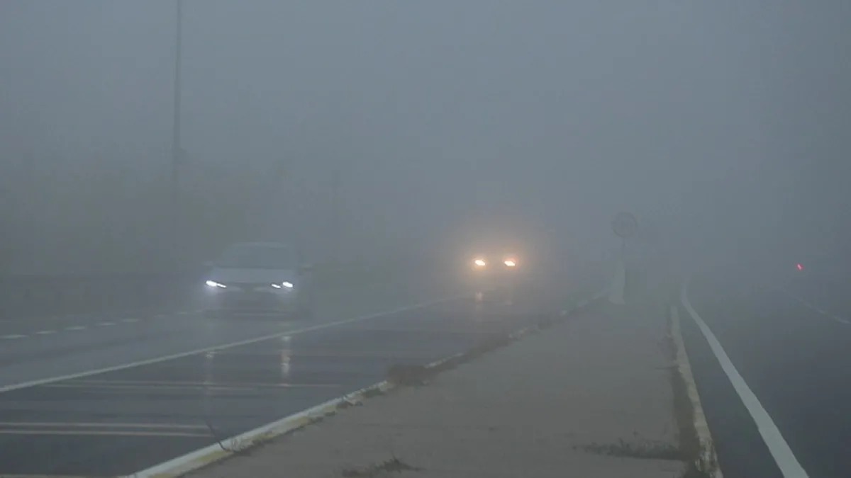 Bolu Dağı'nda yoğun sis: Görüş mesafesi 30 metreye kadar düştü