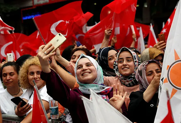 Meydanlar 14 Mayıs zaferini çağırıyor! Numan Kurtulmuş üstüne basa basa söyledi: AK Parti açık ara birinci - 5