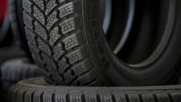 KIŞ LASTİĞİ için Emniyetten sürücülere SON DAKİKA uyarısı! PSI değerleri verildi | Hangi sıcaklıkta lastik basıncı ne olmalı?