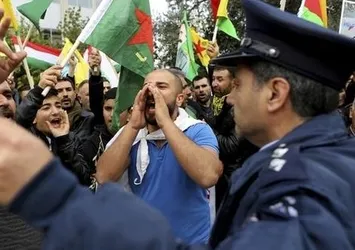 YPG destekçilerden Güney Kıbrıs'ta provokasyon!