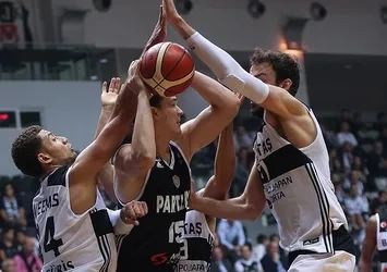 Beşiktaş, Partizan'a konuk oluyor