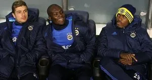 Emenike’den olay hareket
