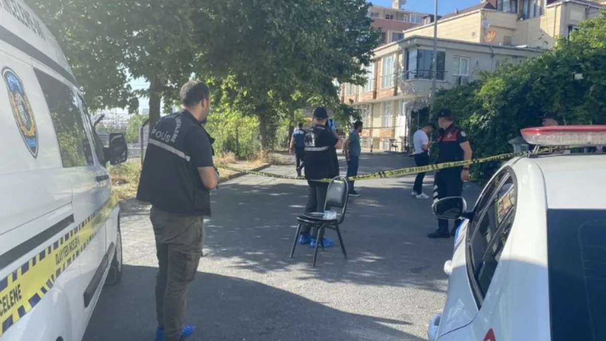 Avcılar'da kahvehaneye uzun namlulu silahlı saldırı! Yaralılar var