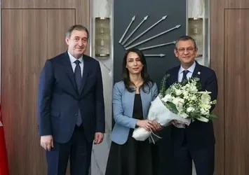 İşte CHP ile DEM arasındaki 'Kandil uzlaşısı'nın belgesi! Mersin mitinginde Öcalan sloganları!