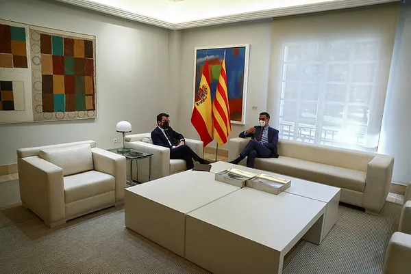 İspanya’da kritik görüşme: İspanya Başbakanı Sanchez Katalonya liderini ağırladı