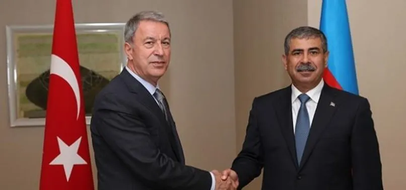 Milli Savunma Bakanı Hulusi Akar Azerbaycan Savunma Bakanı Zakir Hasanov ile telefonda görüştü