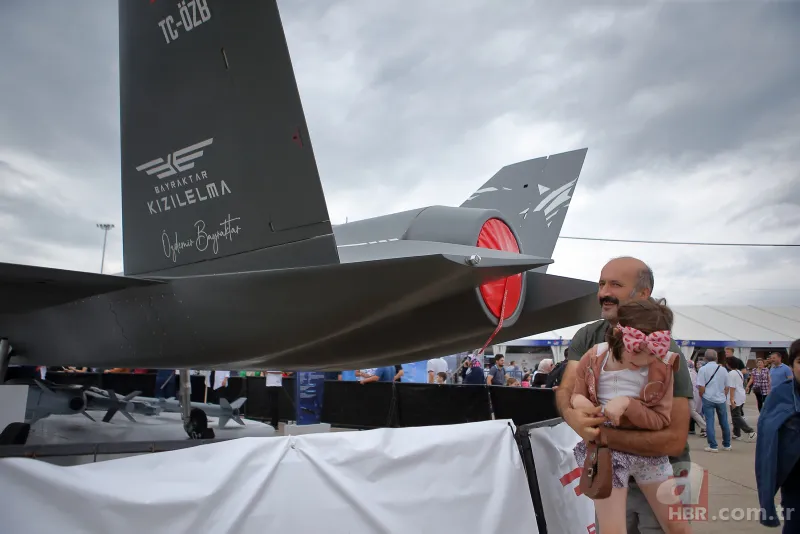 Teknofest Karadeniz'e son günde ziyaretçi akını! Vatandaşlardan Kızılelma ve Hürjet'e yoğun ilgi 11