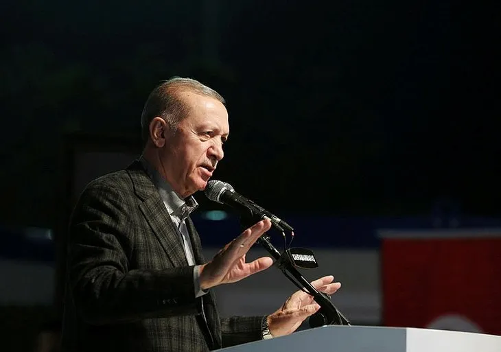 Başkan Erdoğan Gaziantep'te köy evinde vatandaşlarla bir araya geldi