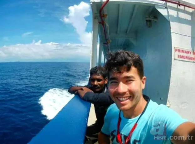 Yaklaşanı öldürüp etiyle besleniyorlar! Uçan cisimlere ok ve mızraklarla saldırdılar 🏹 İşte dünyanın en vahşi kabilesi 13