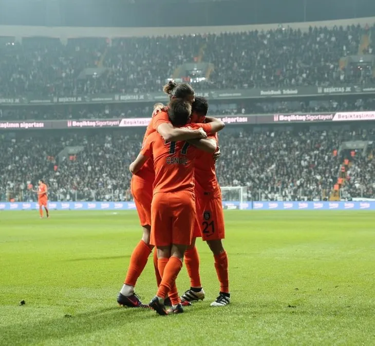 Beşiktaş - Medipol Başakşehir maçından kareler