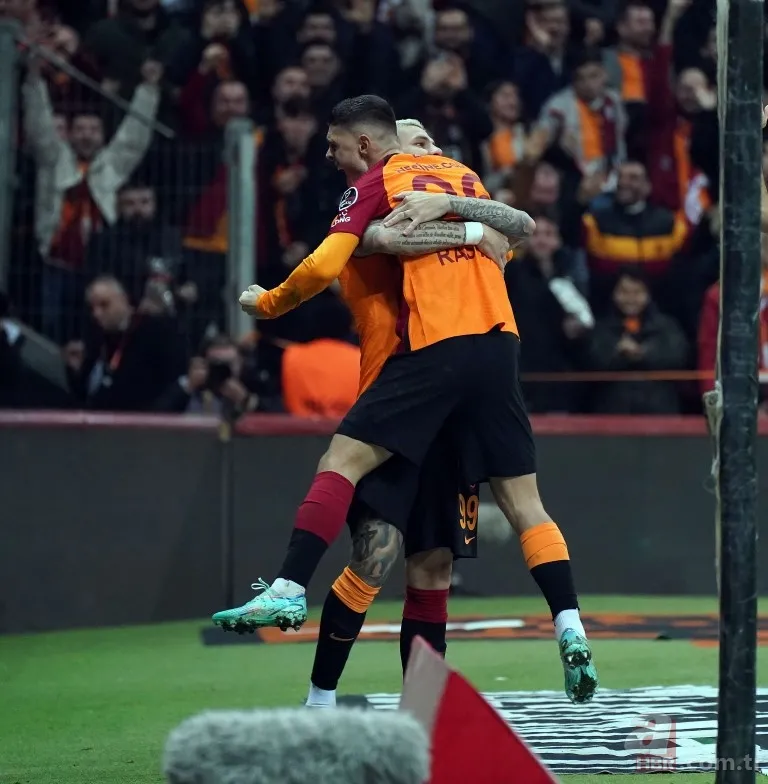 Okan Buruk'tan transfer sözleri: Çalışmalar var 9