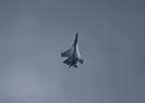 Rus savaş uçağı ABD uçağını...
