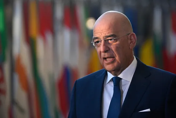 Yunan Bakan Nikos Dendias diplomatik küstahlıklarına bir yenisi daha ekledi! Libya’dan sert çıkış gecikmedi