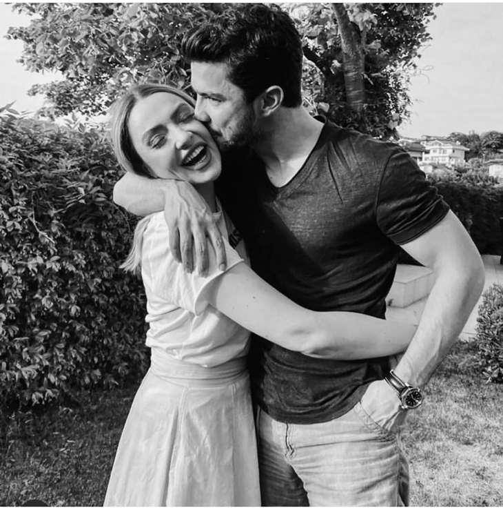 Hadise’den Kaan Yıldırım dövmesi! Aşkını koluna yazdırdı