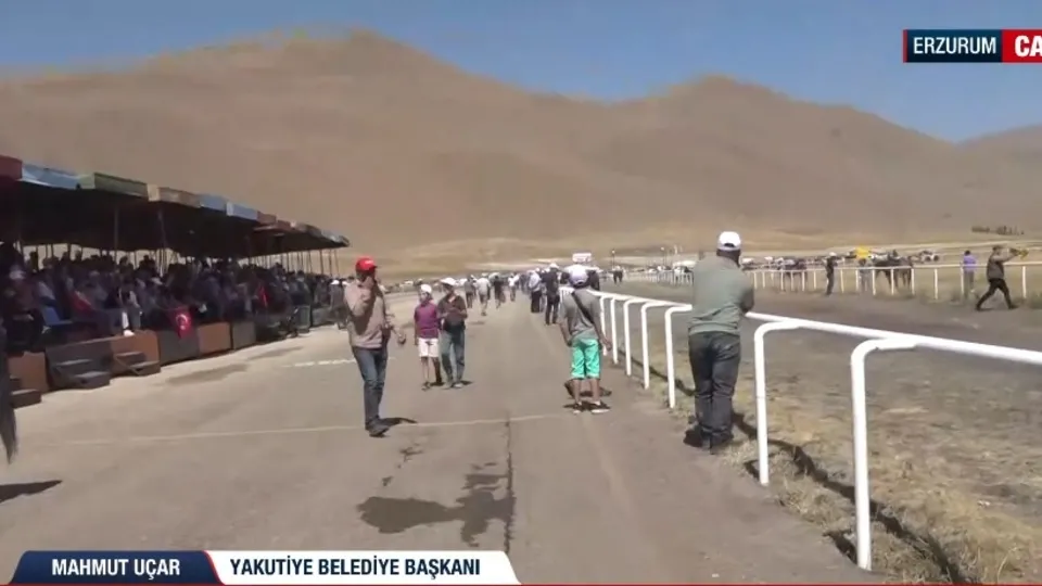 Erzurum’da rahvan at yarışları coşkusu