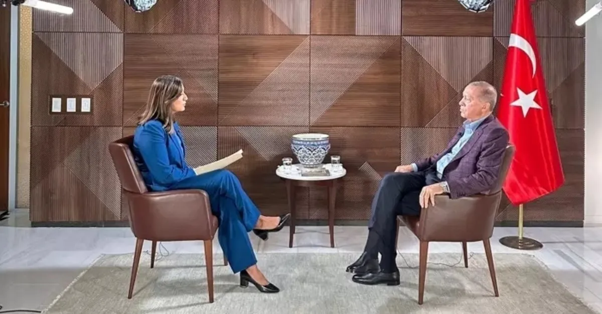 Başkan Erdoğan'dan PBS kanalının sunucusu Amna Nawaz'ın provokatif sorusu ve küstah hareketine sert tepki! "Sizi niye bu kadar ilgilendiriyor?"