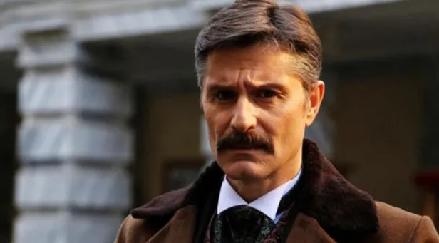 EDHO Barış kimdir, kimi canlandıracak? Eşkıya Dünyaya Hükümdar Olmaz Hazım Körmükçü kimdir, kaç yaşında, aslen nereli? - 1