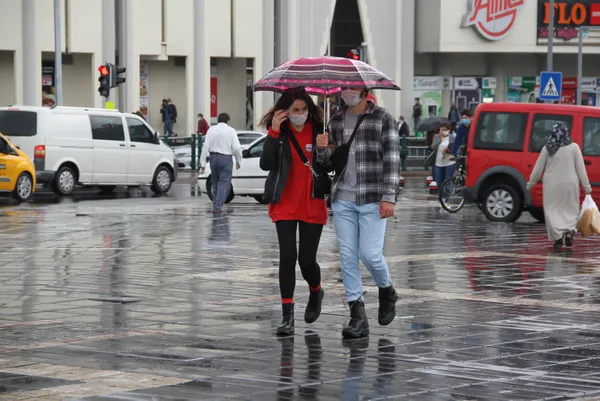 hava-durumu-meteorolojiden-istanbul-icin-saganak-yagis-uyarisi-yola-cikacaklar-dikkat-bugun-hava-nasil-olacak-istanbul-ankara-izmir-8-haziran-2021-1623124094242.jpg HAVA DURUMU | Meteorolojiden İstanbul için sağanak yağış uyarısı | Yola çıkacaklar dikkat! Bugün hava nasıl olacak? İstanbul Ankara İzmir 8 Haziran 2021 - 2