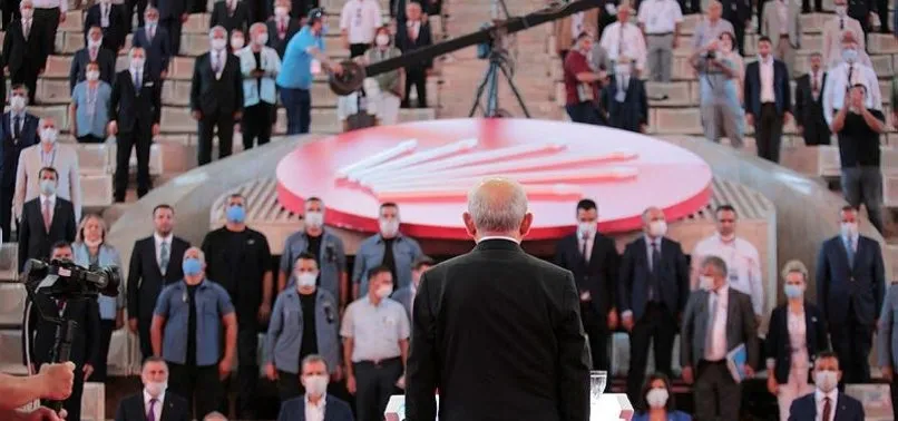 Kemal Kılıçdaroğlu CHP kurultayında tek aday olarak gösterildi