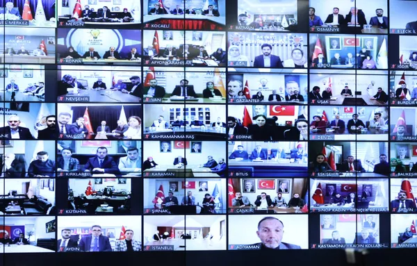 AK Parti il Başkanları Toplantısı | Cumhur İttifakı genişliyor mu? Başkan Erdoğan’dan flaş açıklama: Yeni arkadaşlarımızla destan yazacağız